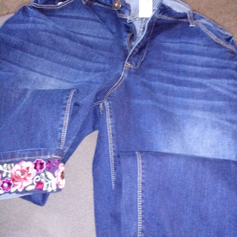 Plus size capris